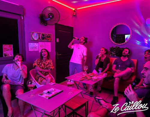 7-arena-family-activite-reunion-quiz-karaoke