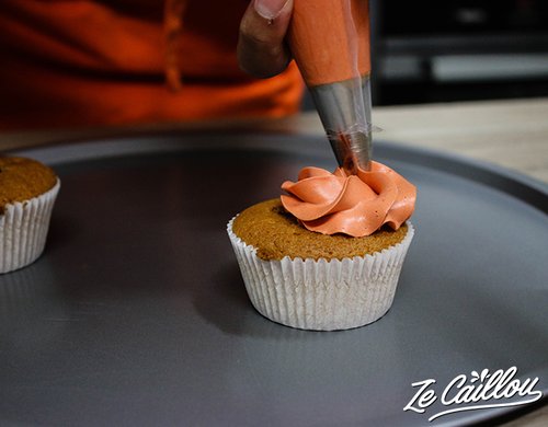 9-atelier-patisserie-folies-sucrees-pochage